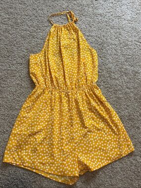 SHEIN Yellow Ditsy Floral Halter Romper